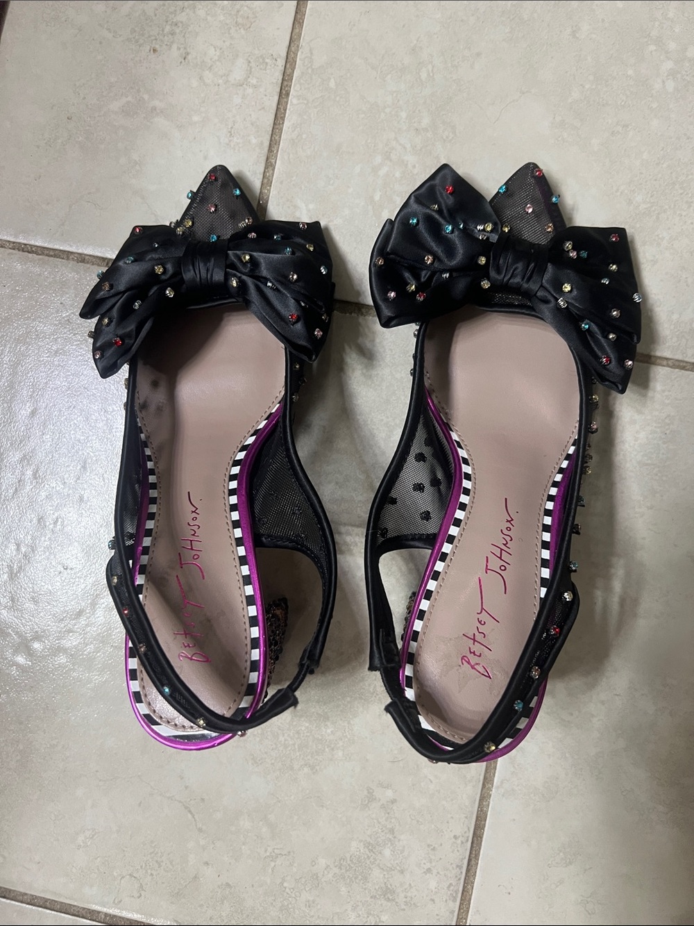 Betsey Johnson colorful embellished mesh bows with leopard block heels. - Picture 5 of 9